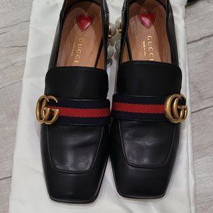 WOMEN'S GUCCI MOCASSINO BETIS GLAMOUR 423559 DKHCO GENUINE LEATHER BLACK